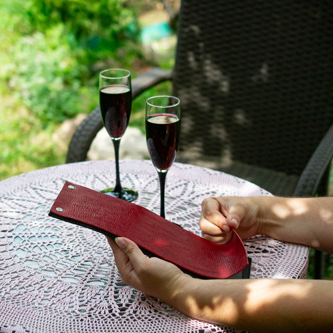 Leather Cocktail Menu – Elegant & Customizable Menu Cover - Chefrollbag
