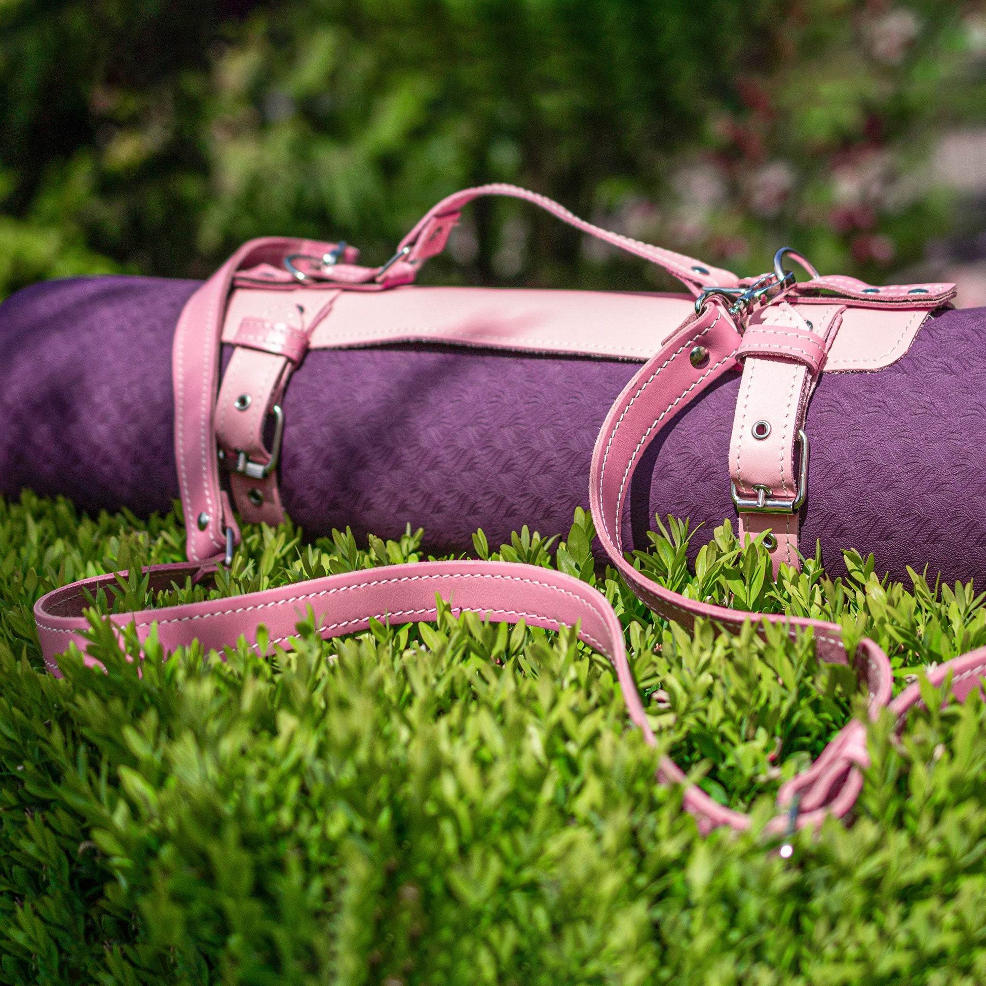 Leather Blanket Carrier – Handmade, Adjustable & Personalized - Chefrollbag