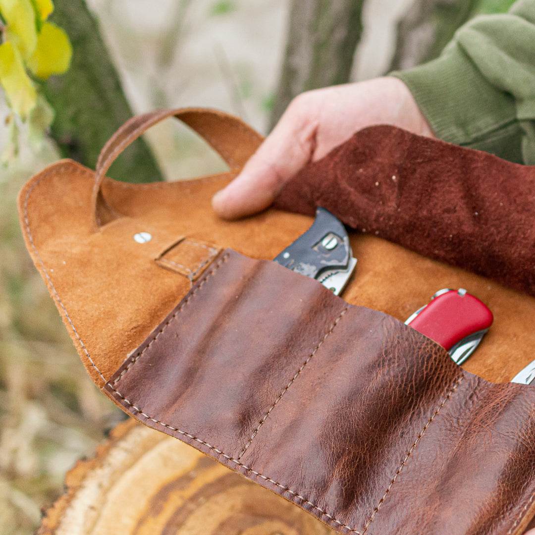 Pocket Knife Roll – Soft Leather Organizer for Your Favorite Blades - Chefrollbag