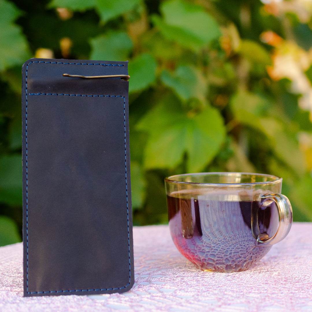 Vintage-Style Leather Bill Holder for Cafes & Restaurants - Chefrollbag