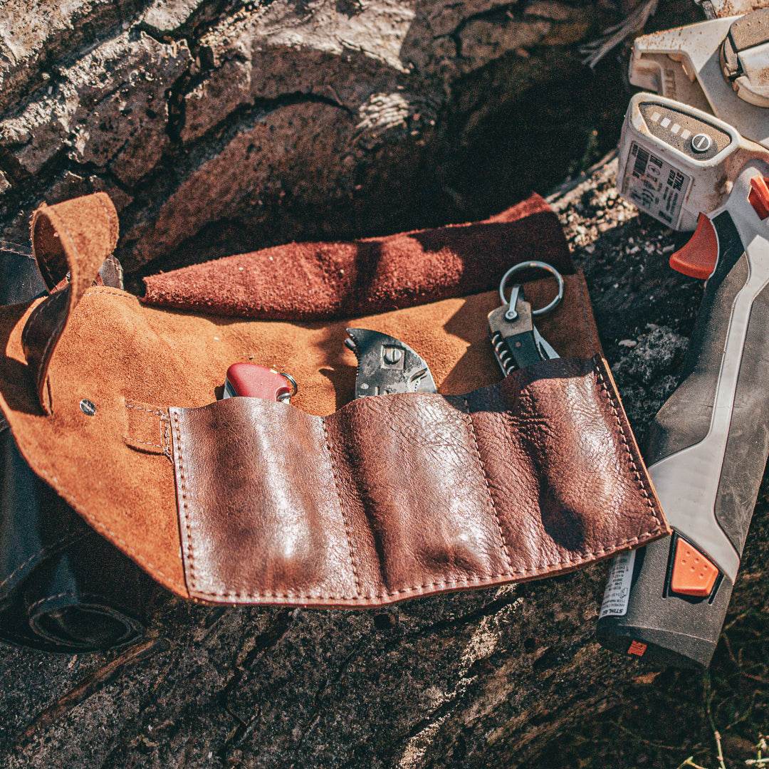 Pocket Knife Roll – Soft Leather Organizer for Your Favorite Blades - Chefrollbag